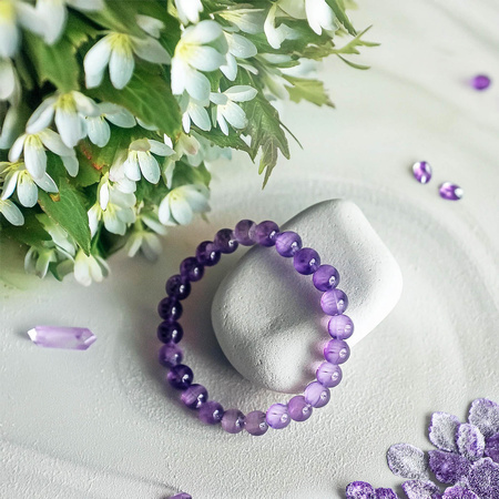 Bracelet with amethyst